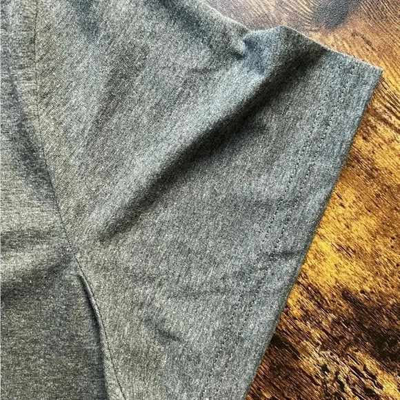 BUNDLE: (1) Bagatelle pleather shorts, (1) Shein tee, (1) wood heart earrings - Picture 10 of 16